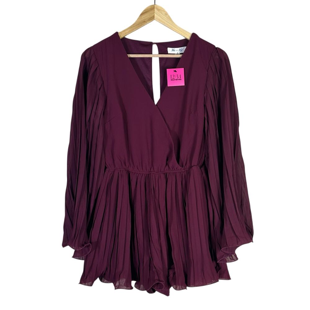 NWT She + Sky Pleated Romper Womens S Purple Long Sleeve V-Neck Flowy Romantic